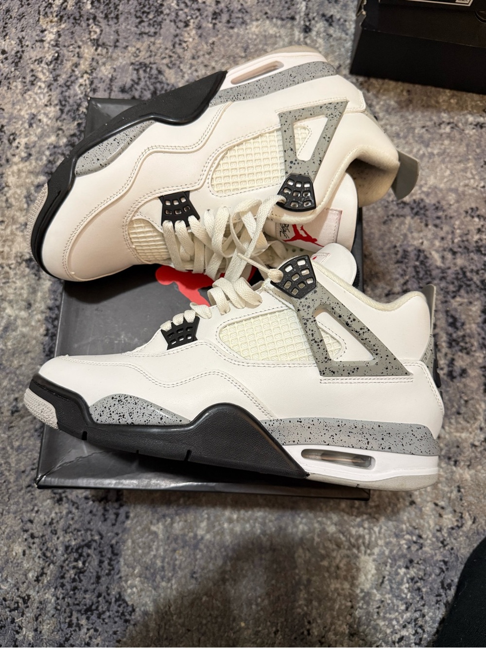 Jordan Retro 4 Men's Sneakers - White/Gray/Black